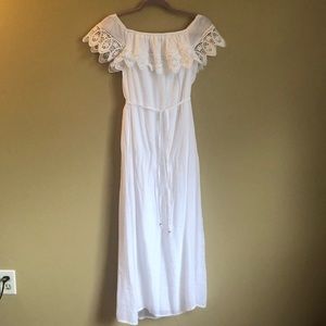 White maxi dress